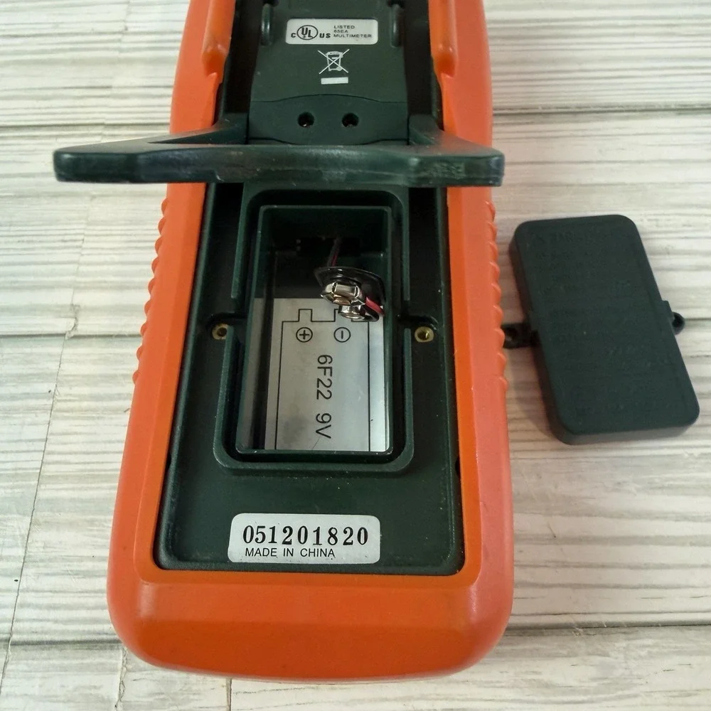 Extech Instruments Digital True RMS Multimeter With Probes 430 USED